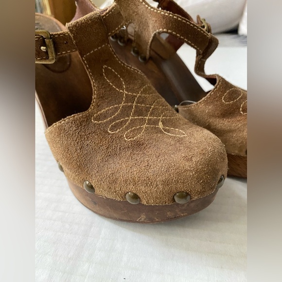 KORS Michael Kors Mary Jane Tan Suede Wood Platform Clog Sandal Size 8 1/2 - Picture 8 of 14